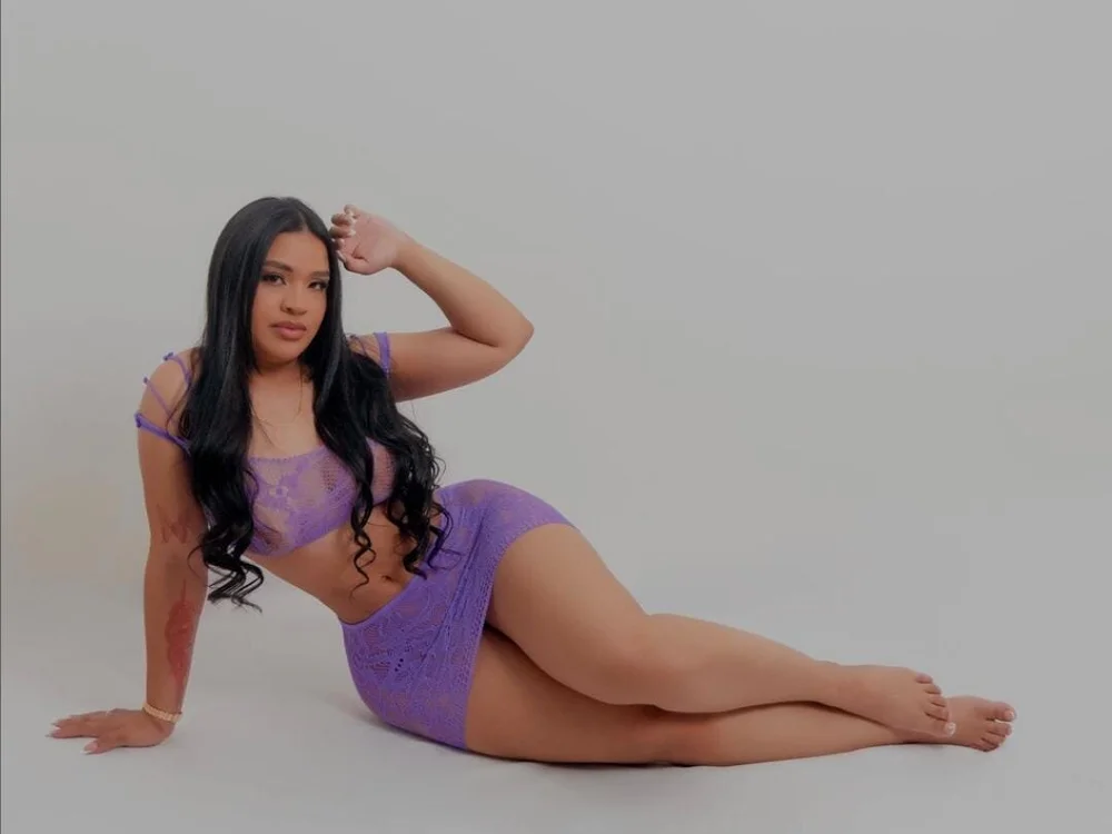 _luisapeach_