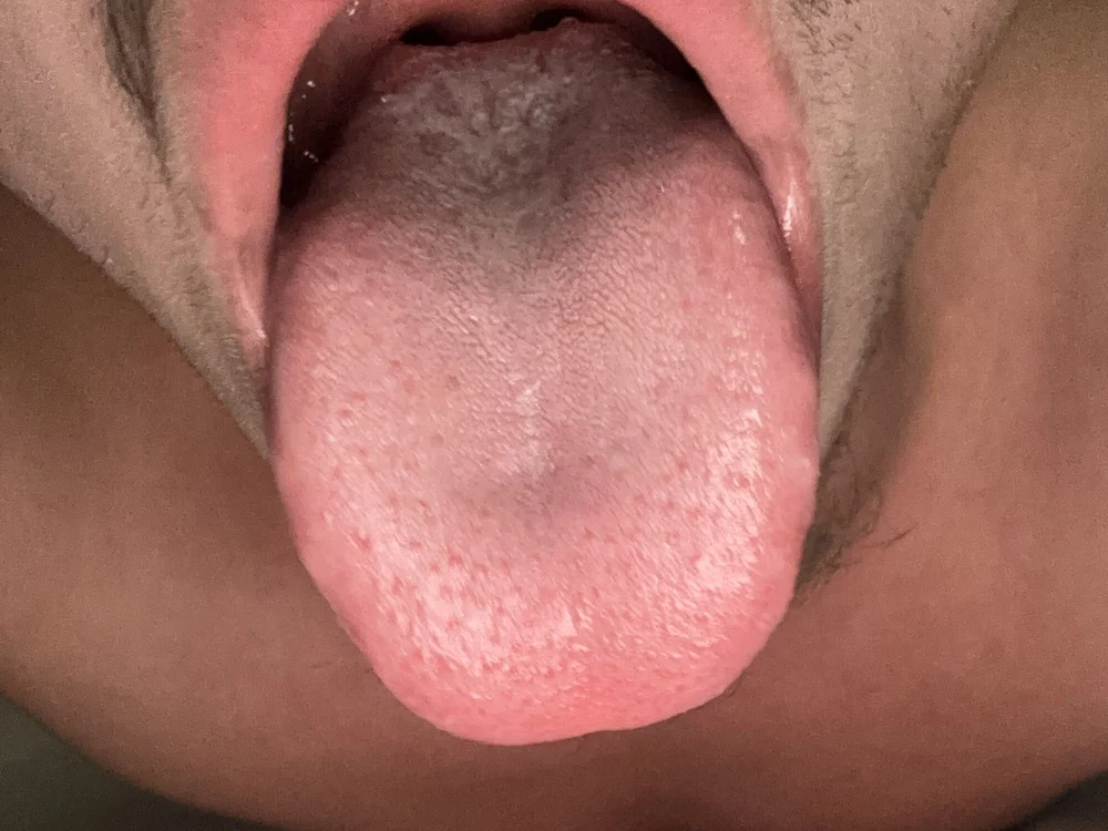 BlowSlut: офлайн-секс-чат