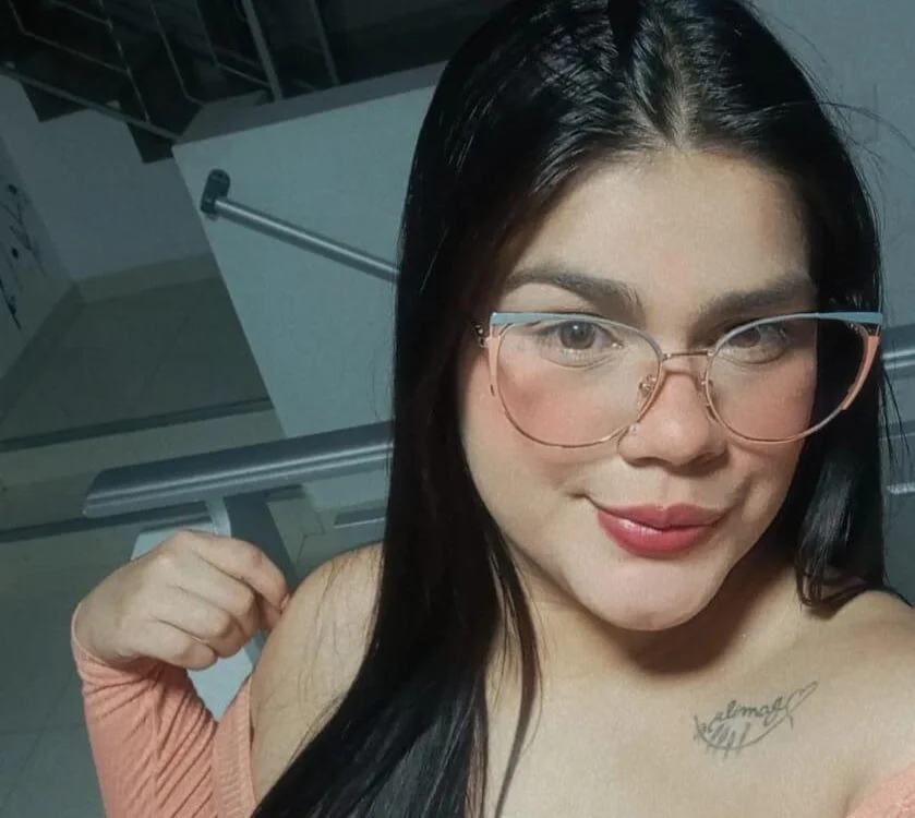 Love_sex-'s Offline XXX Chat