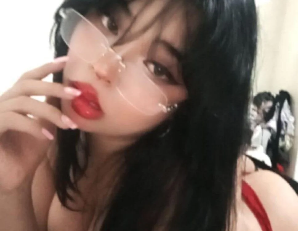 lilith_sexy19 Offline XXX Chat