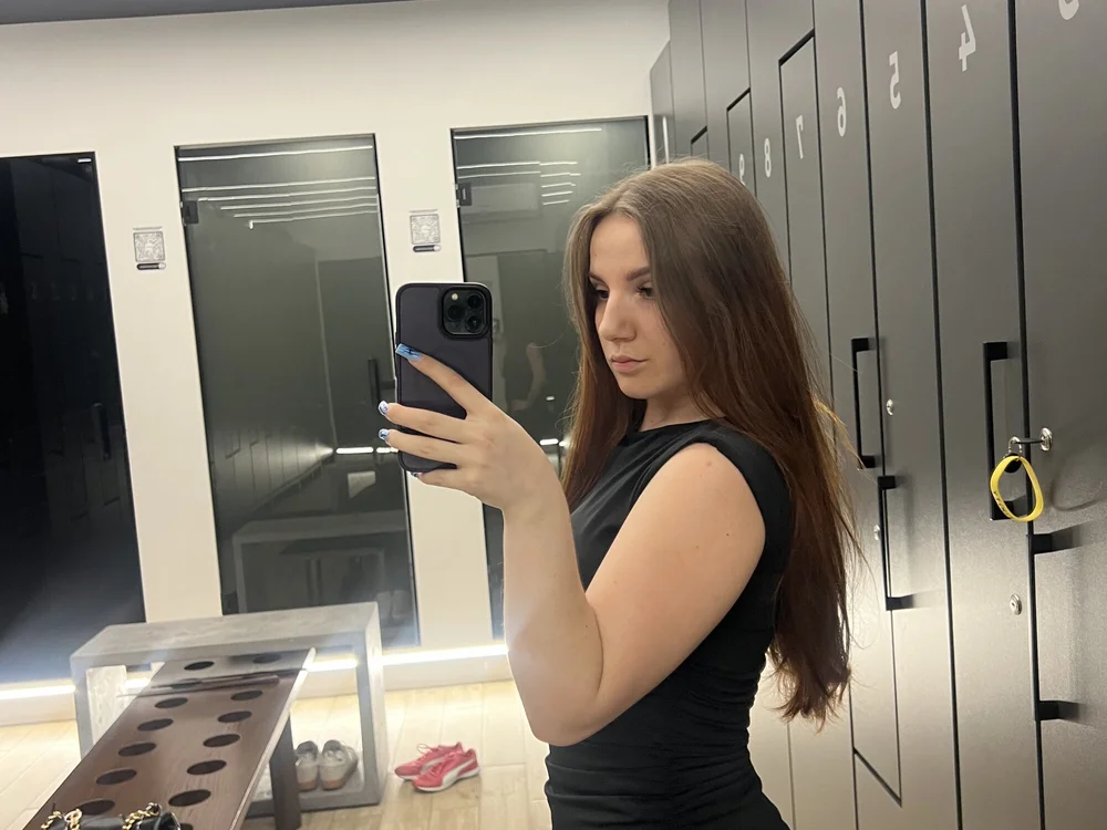 ViktoriSagi's Offline XXX Chat