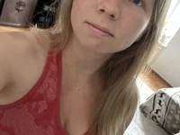 SweetLucy96's webcam live show