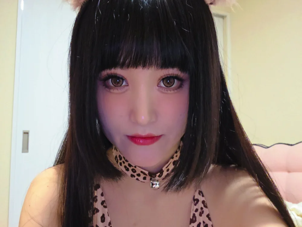 luckyleli's most recent online preview