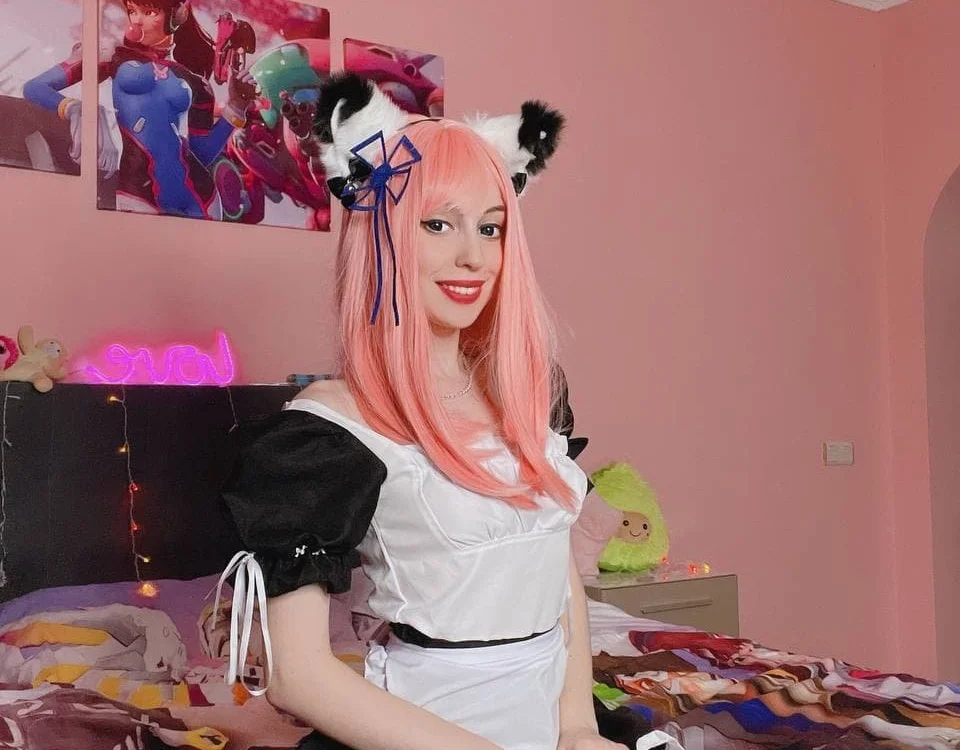 Lalalalussa's Offline Chat Room