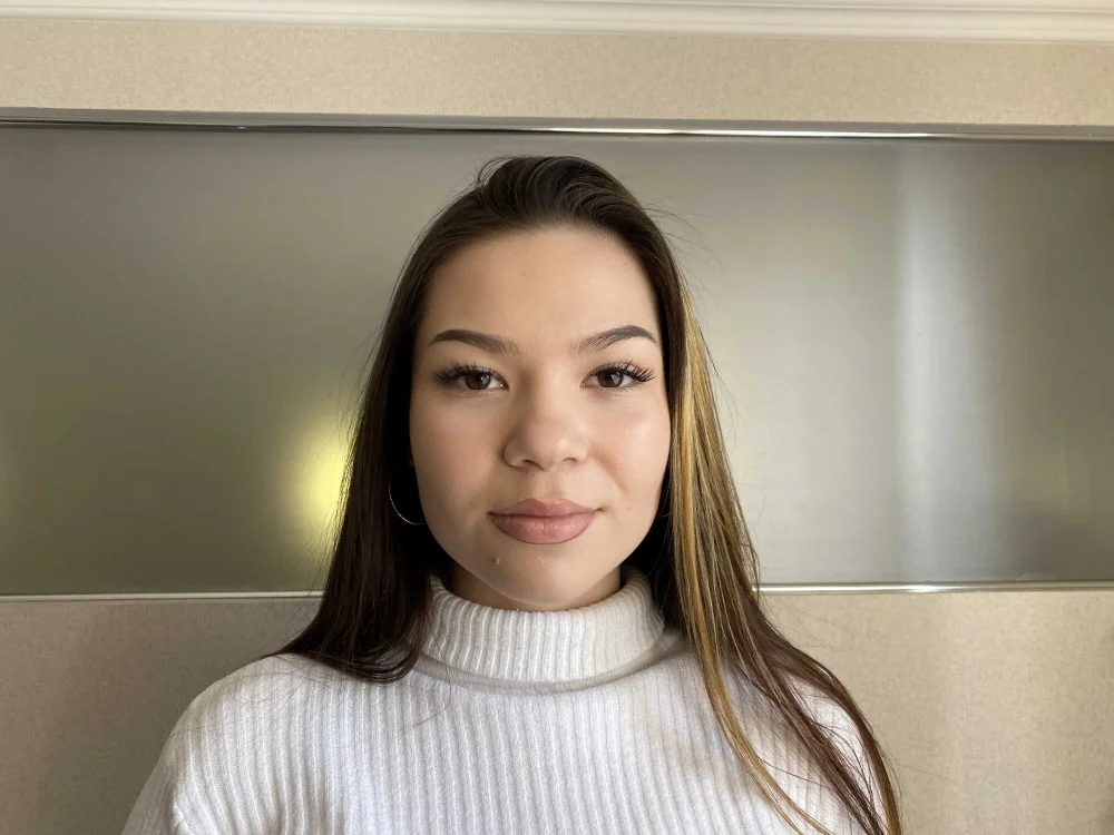 HloyaLopez offline chatrum