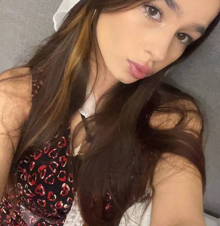 Offline XXX chat modela EagerSavvy