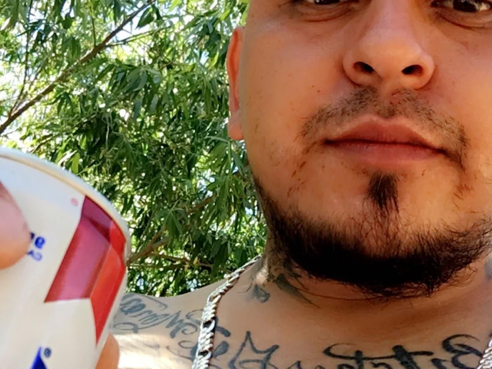 latinodaddyMando Offline XXX-chat