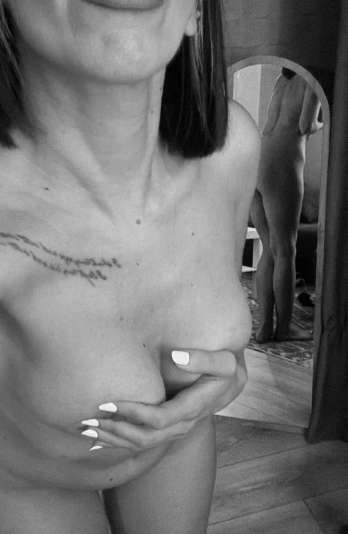 NaughtyGia offline chatrum