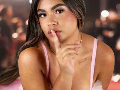 MoanWithMayaXXX profile