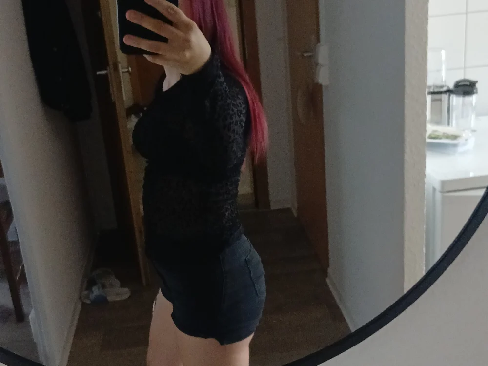 KatieFoxxxx cover photo