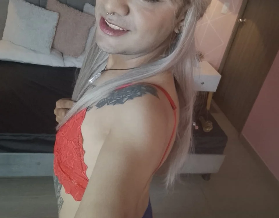 cami_bonet cover photo