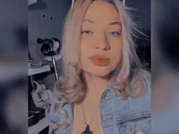 XXX chat uživo modela mooniebarbie1