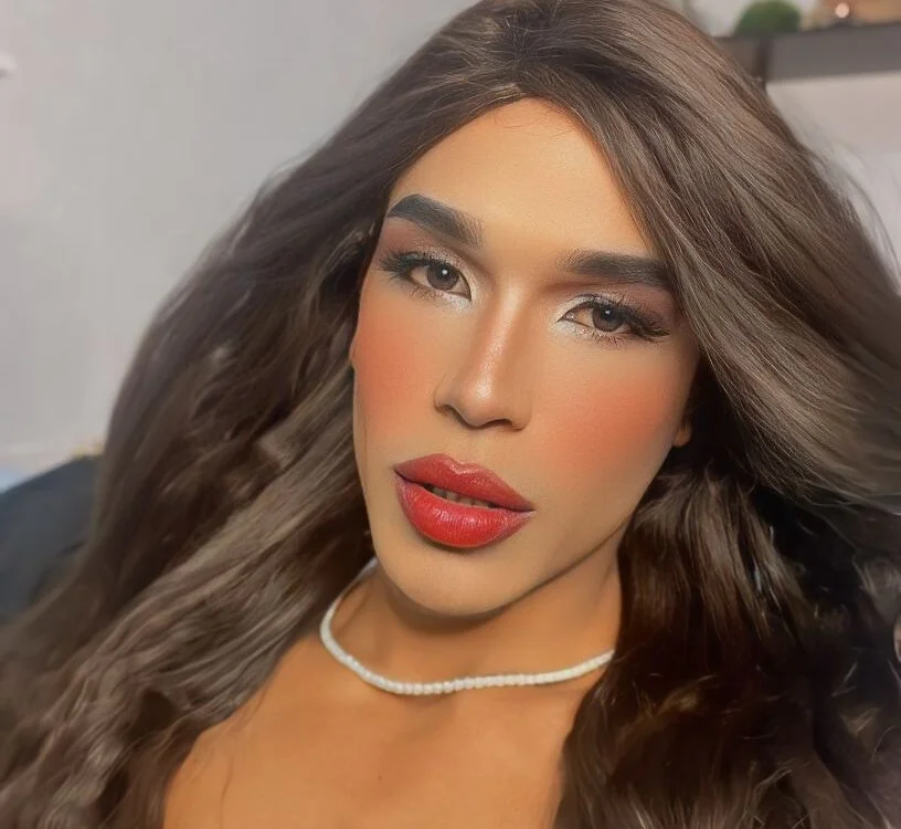 Sasha_-: офлайн-секс-чат