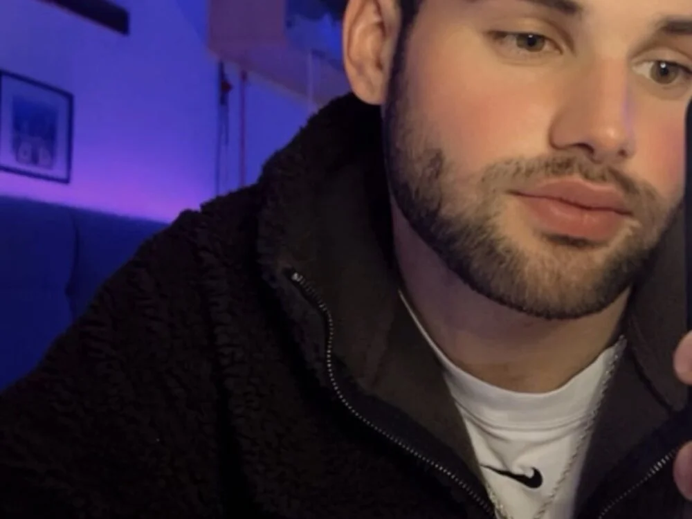 Maxi_52@xh: συνομιλία ΧΧΧ εκτός σύνδεσης