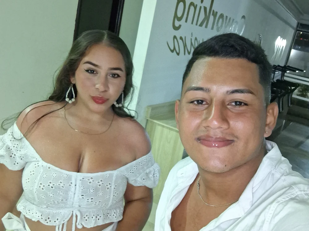 lovewithSara offline chatrum