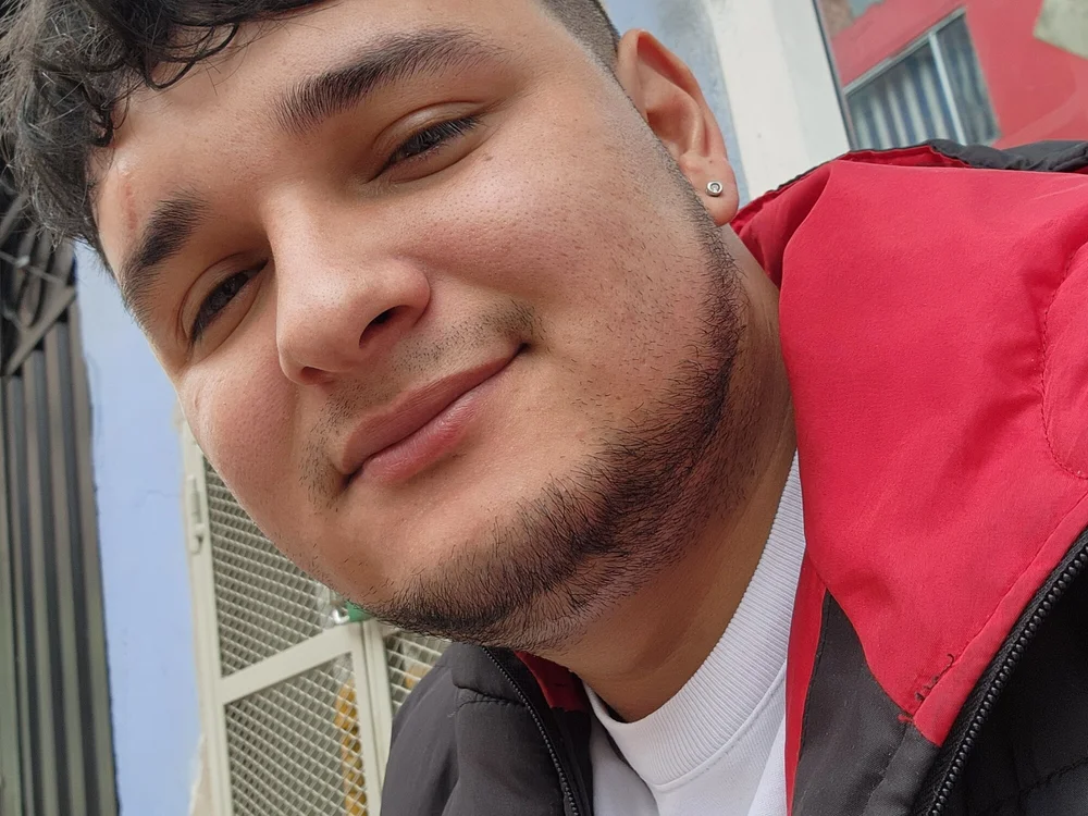 franmoreno's Offline Chat Room
