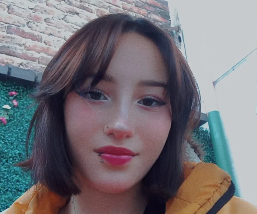 Rosalie_Velvet 離線 XXX 聊天