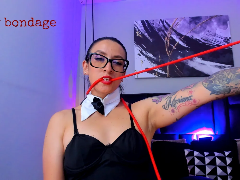 Chat XXX offline de kira_moon__