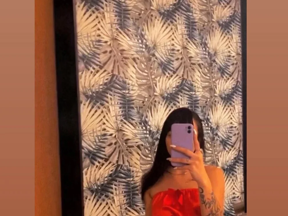 Maddievalu's Offline XXX Chat