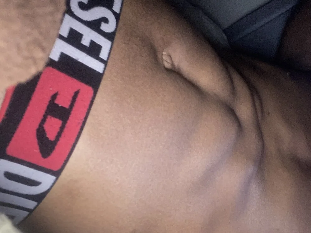 Zerka31200: офлайн-секс-чат