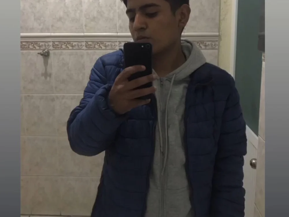 DELTA04SSJ Adlı Modelin Çevrimdışı XXX Sohbeti