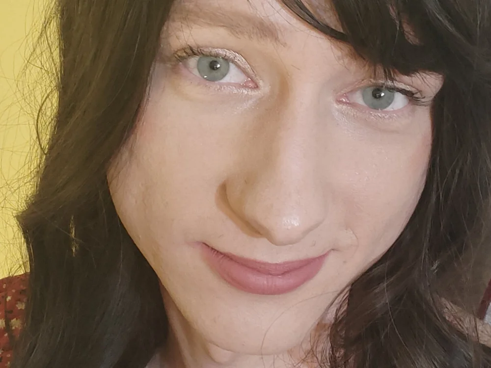 juliaxcd's Offline Chat Room