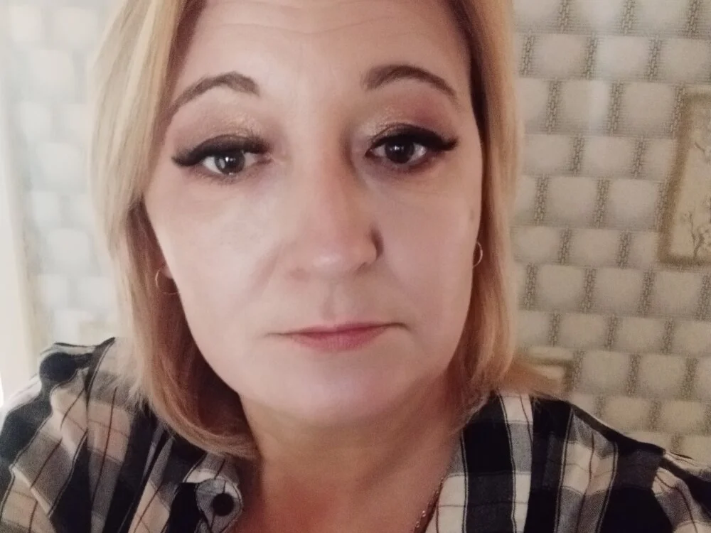 ArielXLoveresss 오프라인 XXX 채팅