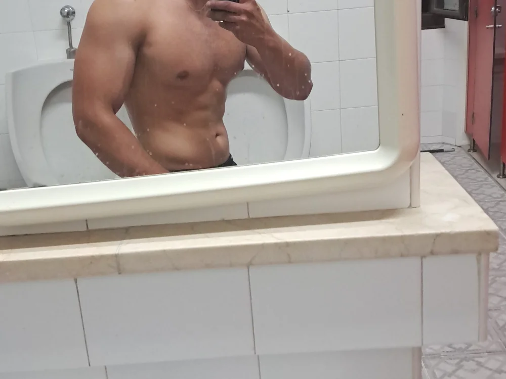 Schwutel 離線 XXX 聊天