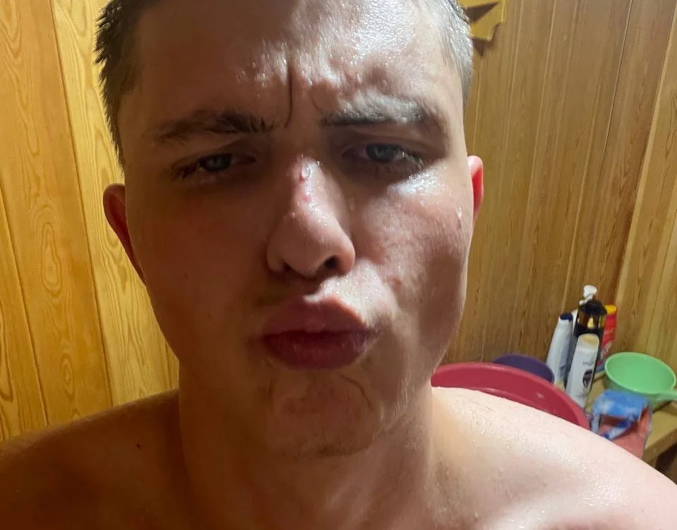 Keviin777 offline XXX-chat