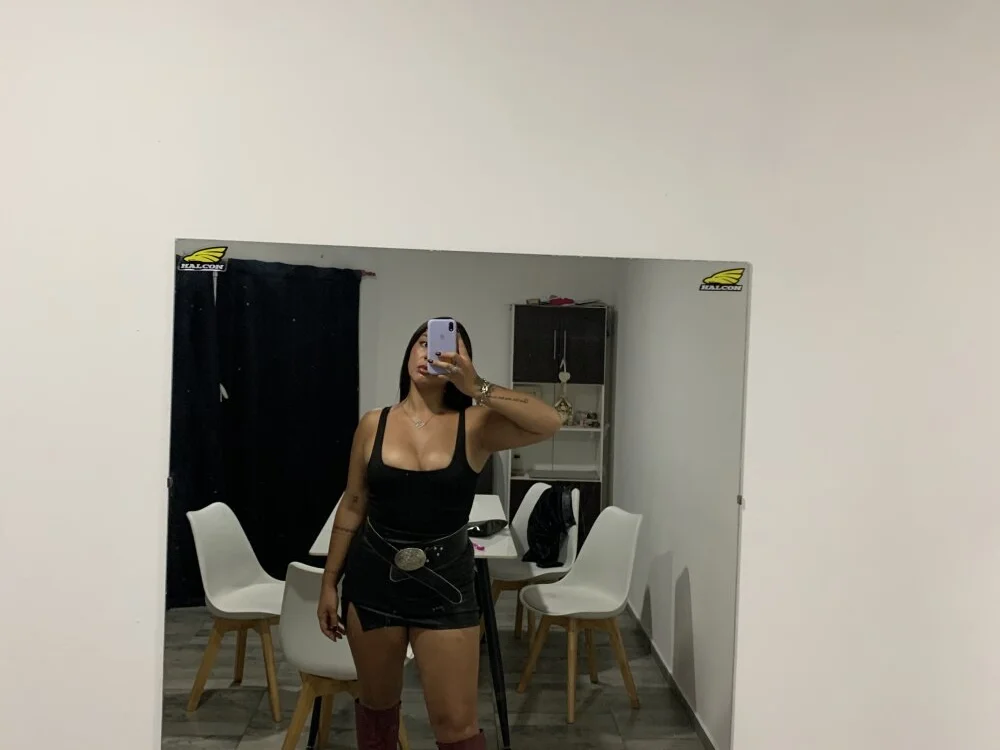 Offline XXX chat Micaela777