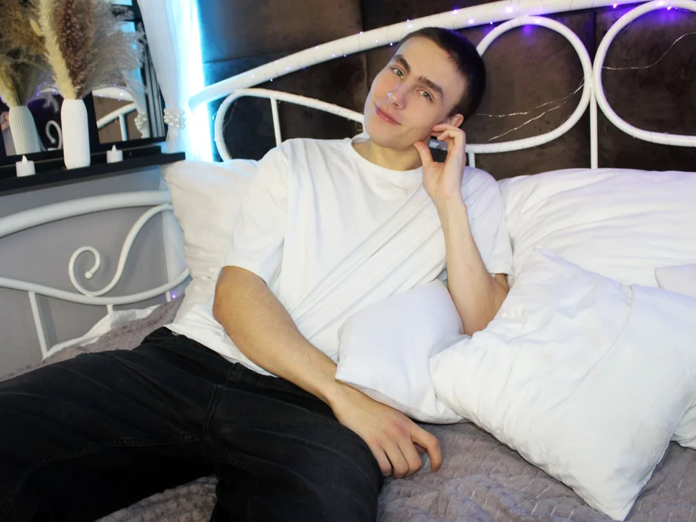 Offline chatovací místnost Jaden_Drake