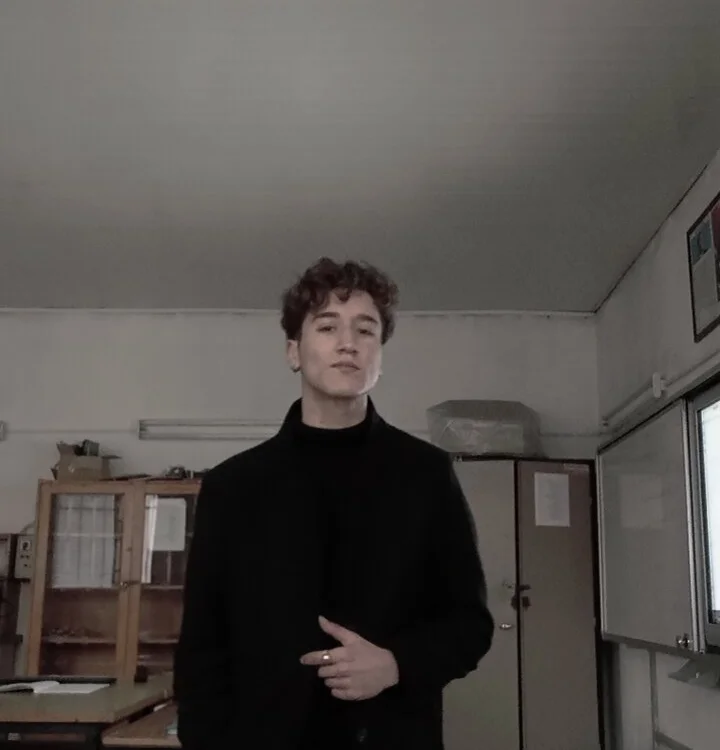 breadboard Adlı Modelin Çevrimdışı XXX Sohbeti