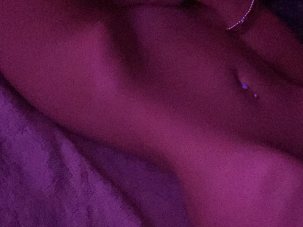 weplayniice's Offline XXX Chat