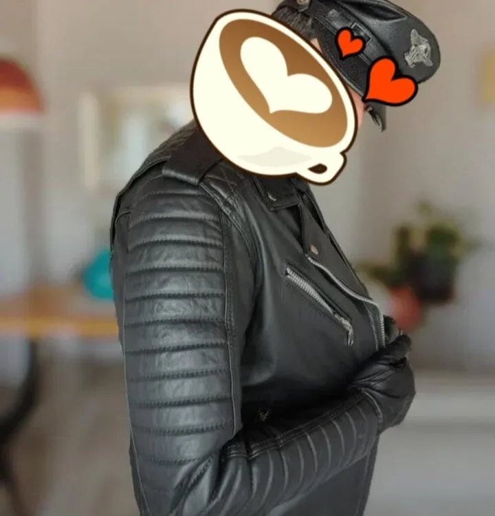 Alexqwhvdk offline chatrum