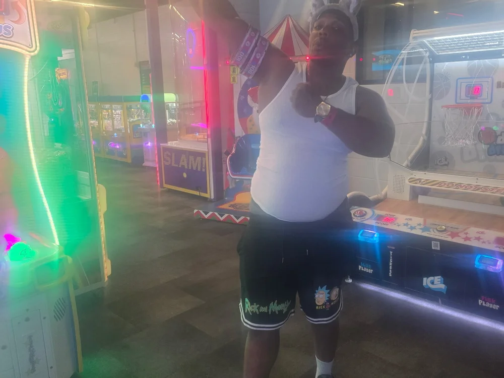 Mrflyfinefocus Chat XXX offline