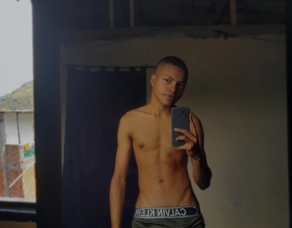 christy_an Offline XXX Chat