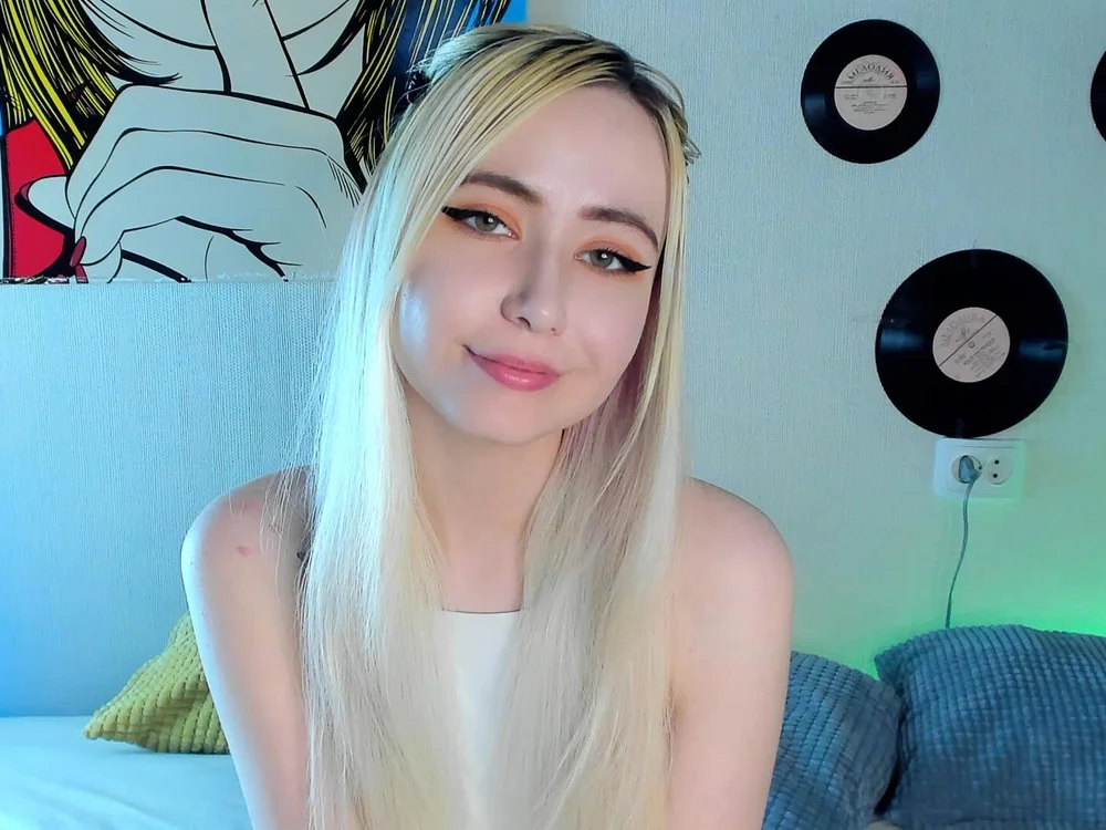 Nika_Pie's Offline XXX Chat