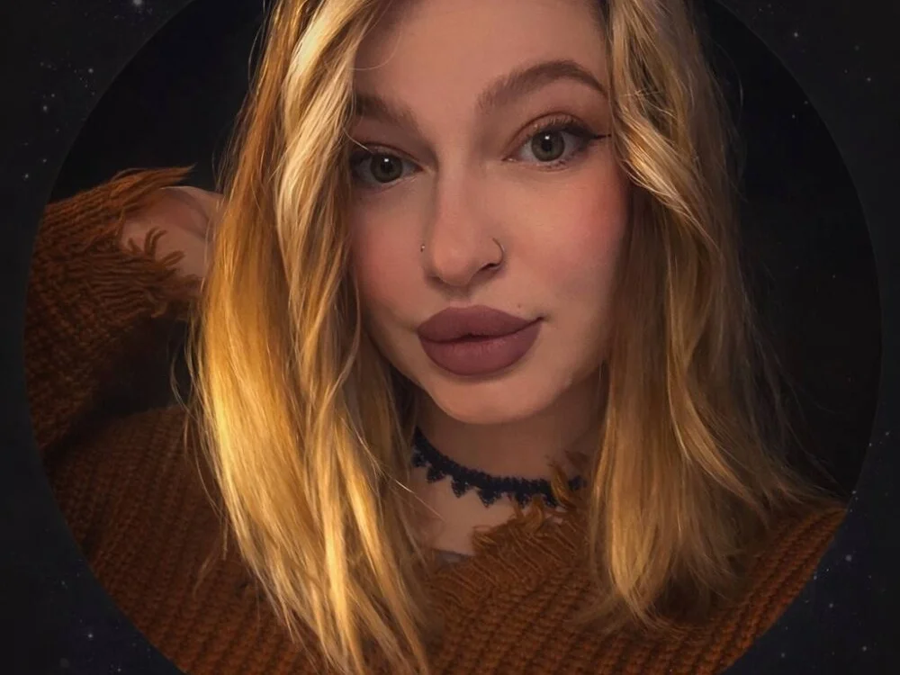 Mia_Kamp Chat XXX Ngoại tuyến