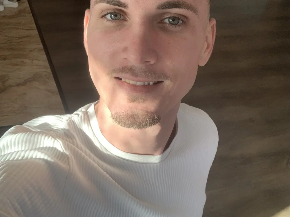 CristiCrs's most recent online preview