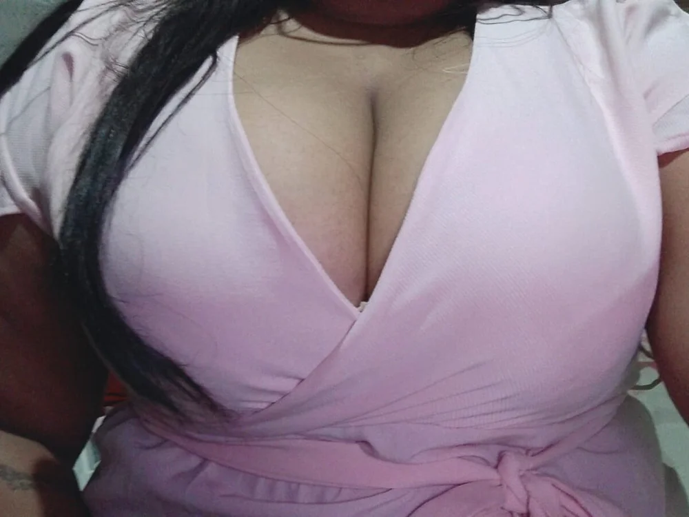 roose_bigboobs offline chatrum