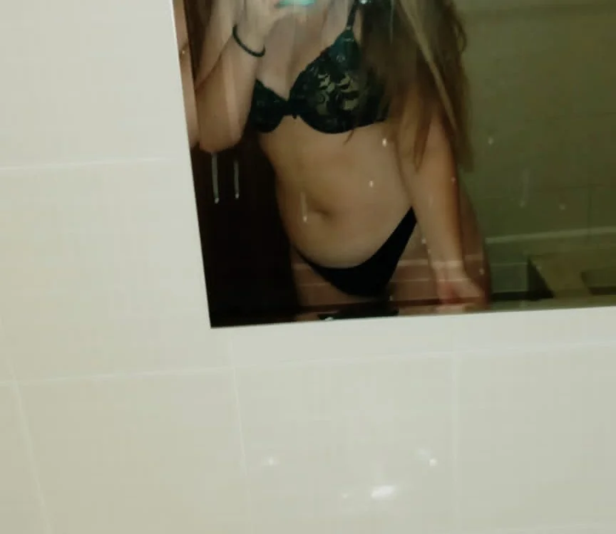 LollipopLadies01's Offline XXX Chat