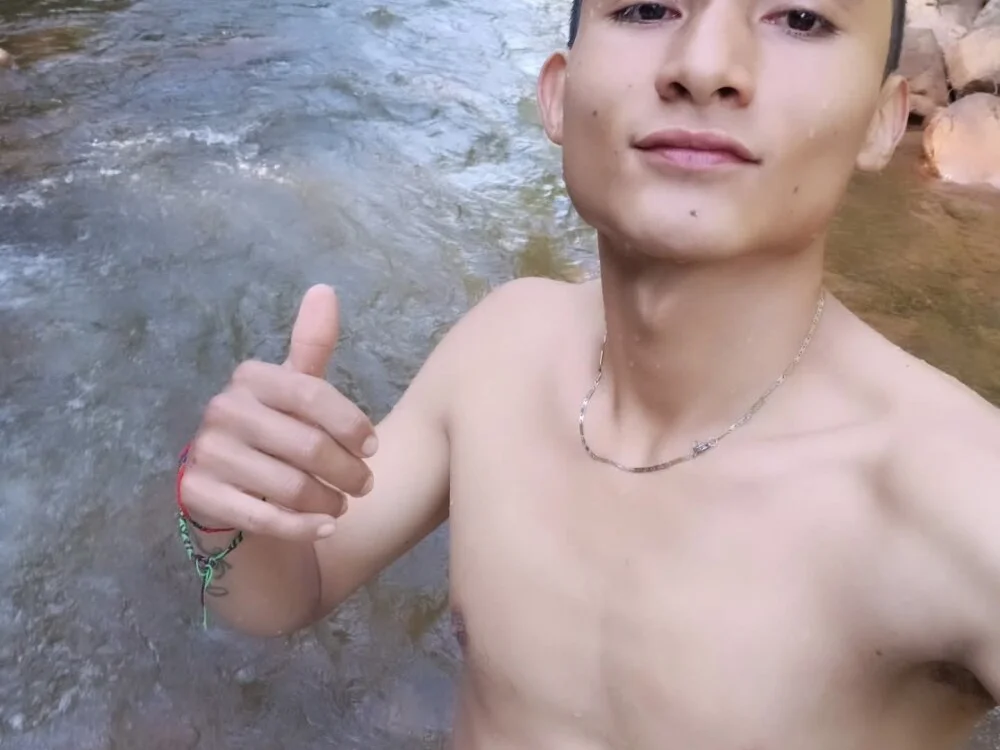 Notar_ offline XXX-chatje