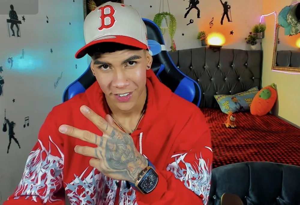 Offline XXX chat Damian_latinxxx