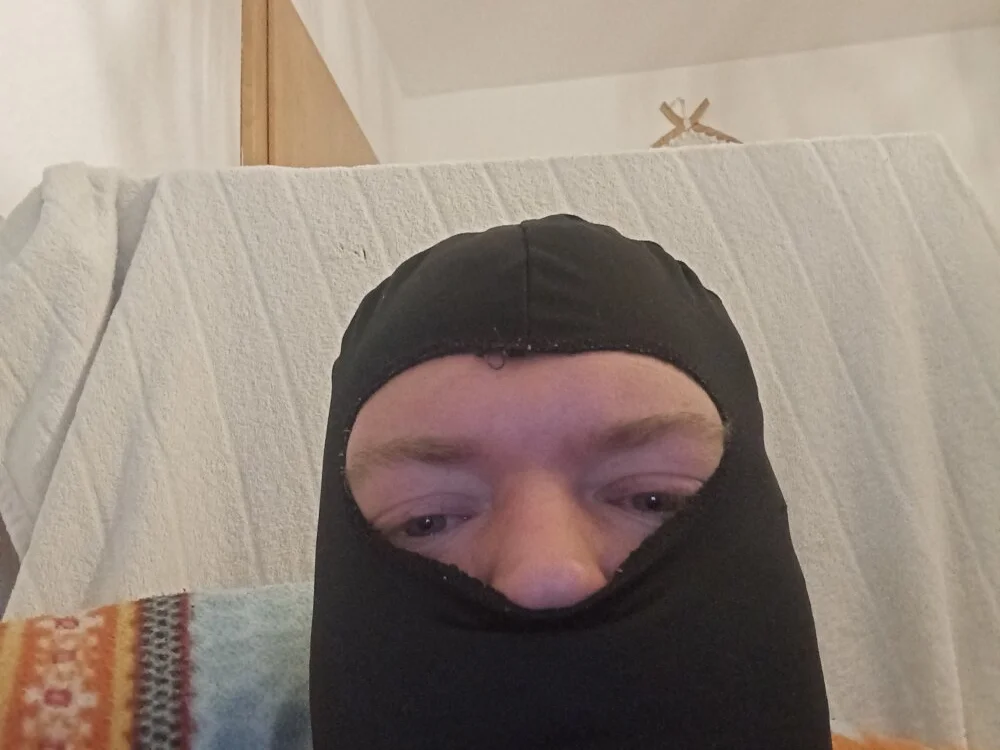 PhantomT Offline XXX-chat