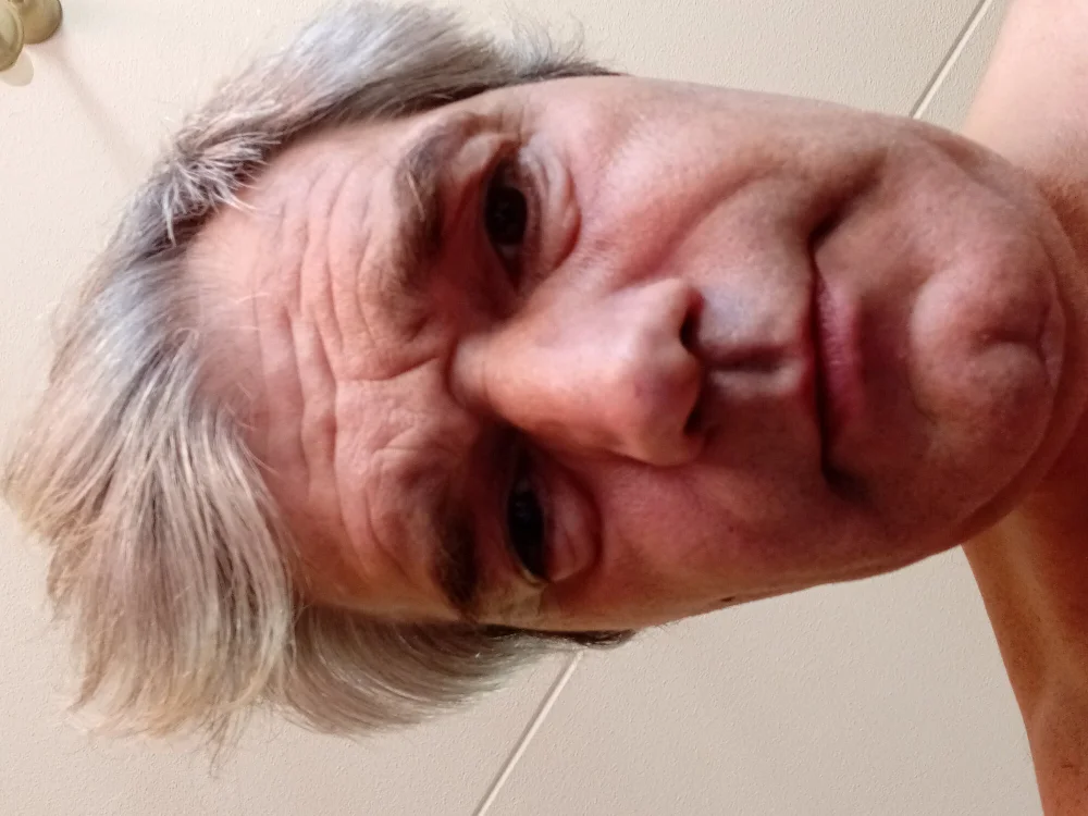 ronny51's Offline XXX Chat