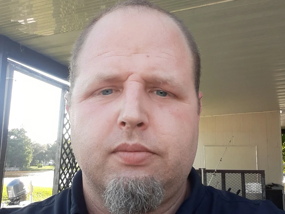 nicknick8585's Offline XXX Chat
