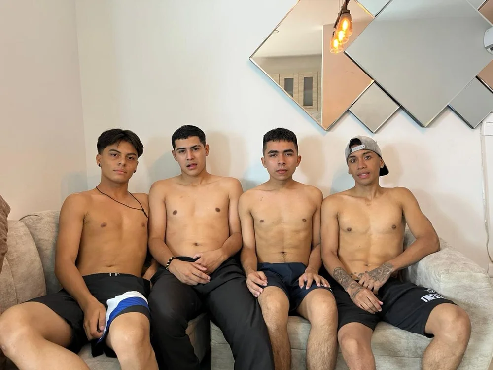 Talcoboys' Offline Chat Room