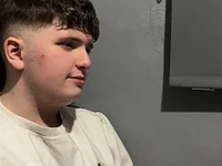 submissiveslu's Offline Chat Room
