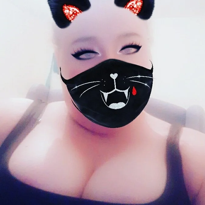 JuicyTaboo90's Offline XXX Chat