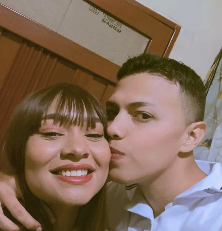 Robot_boy31n Offline XXX chat